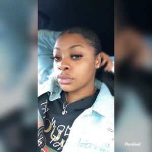 Meet your Posher, Shayla